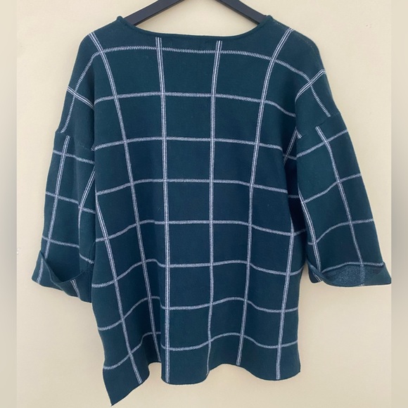 Tahari Dark Green Plaid Sweater - Picture 5 of 6